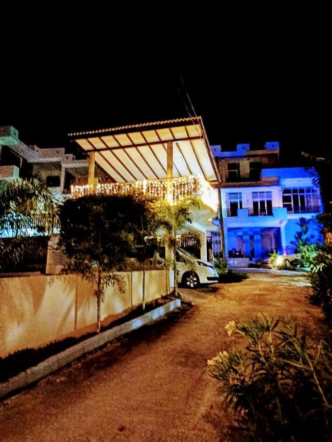 Queens Beach Hotel Tangalle Dış mekan fotoğraf