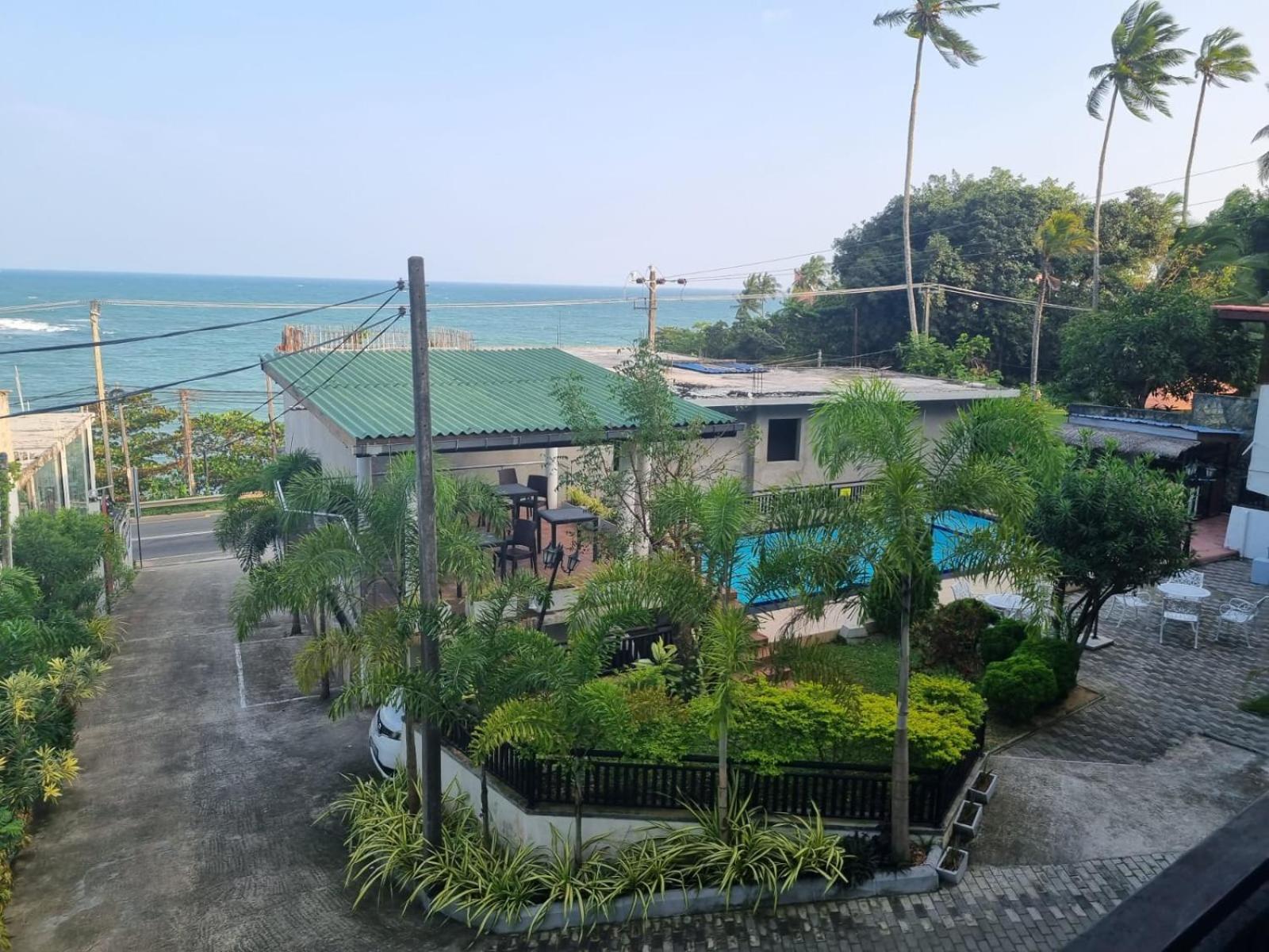 Queens Beach Hotel Tangalle Dış mekan fotoğraf