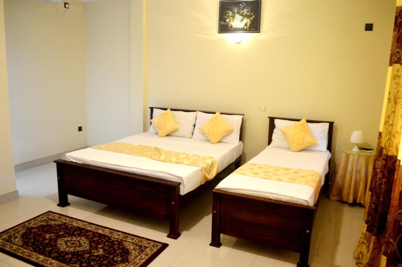Queens Beach Hotel Tangalle Dış mekan fotoğraf