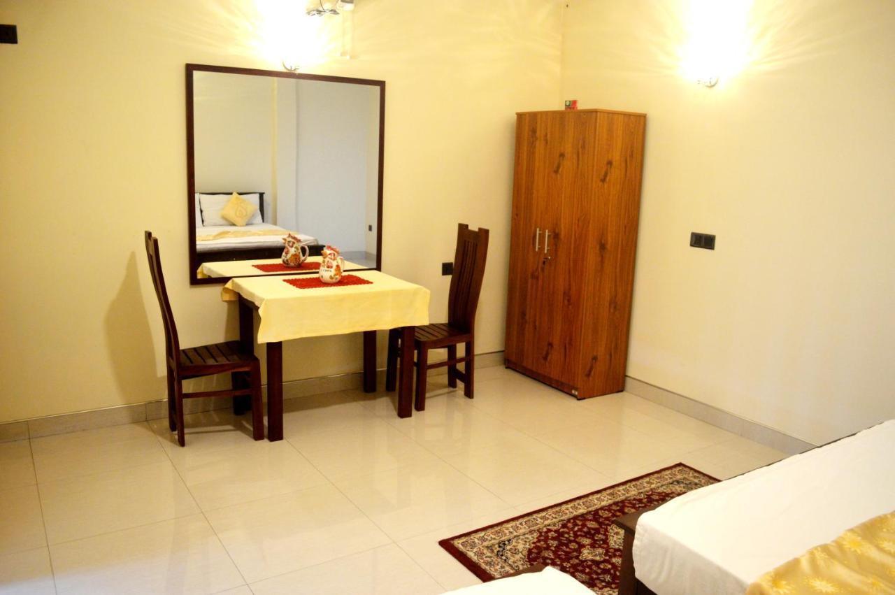 Queens Beach Hotel Tangalle Dış mekan fotoğraf