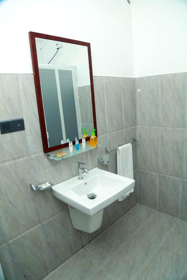 Queens Beach Hotel Tangalle Dış mekan fotoğraf